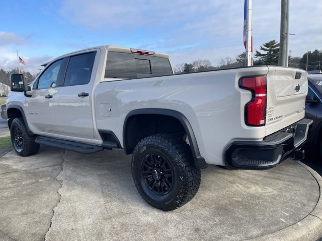 New 2026 Chevrolet Silverado 2500 HD ZR2 Truck