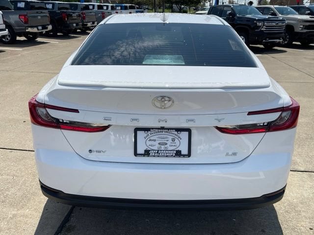 2026 Toyota Camry LE - Photo 6