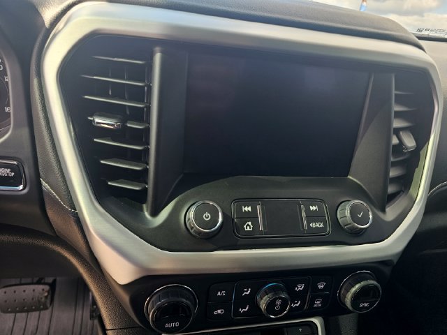 2023 GMC Acadia SLT - Photo 18