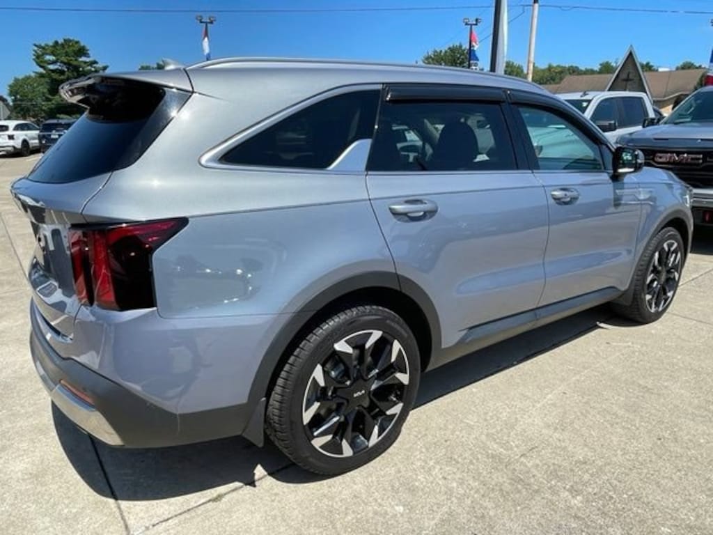 Used 2025 Kia Sorento EX SUV