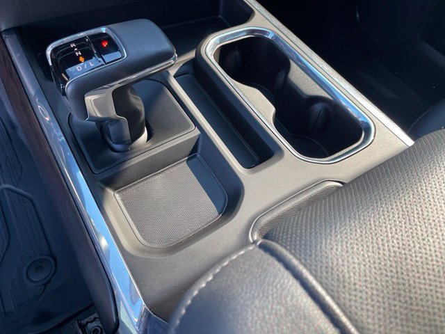 2025 GMC Sierra 1500 SLT - Photo 26