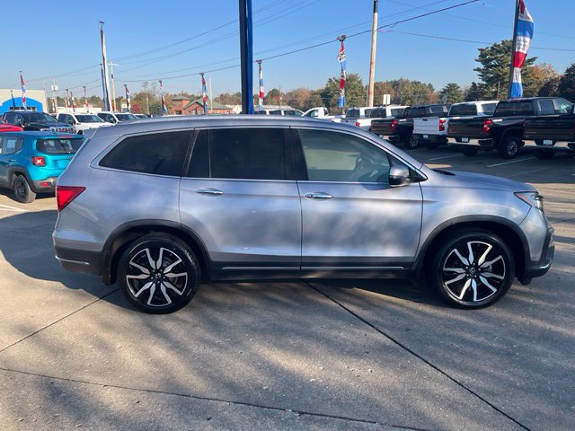 Used 2019 Honda Pilot Touring with VIN 5FNYF6H65KB029740 for sale in Zanesville, OH