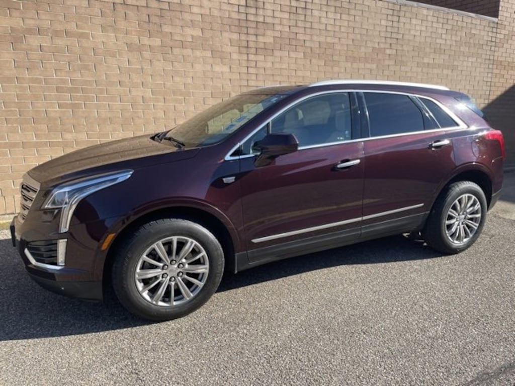 Used 2018 CADILLAC XT5 Luxury FWD SUV