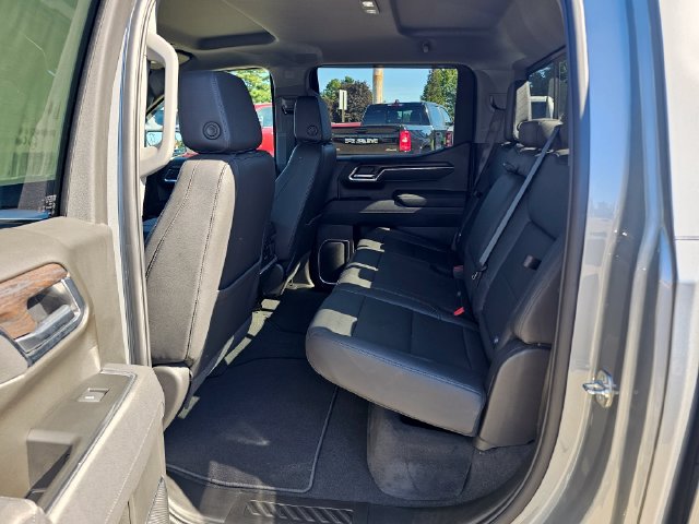 2026 GMC Sierra 1500 SLT - Photo 15