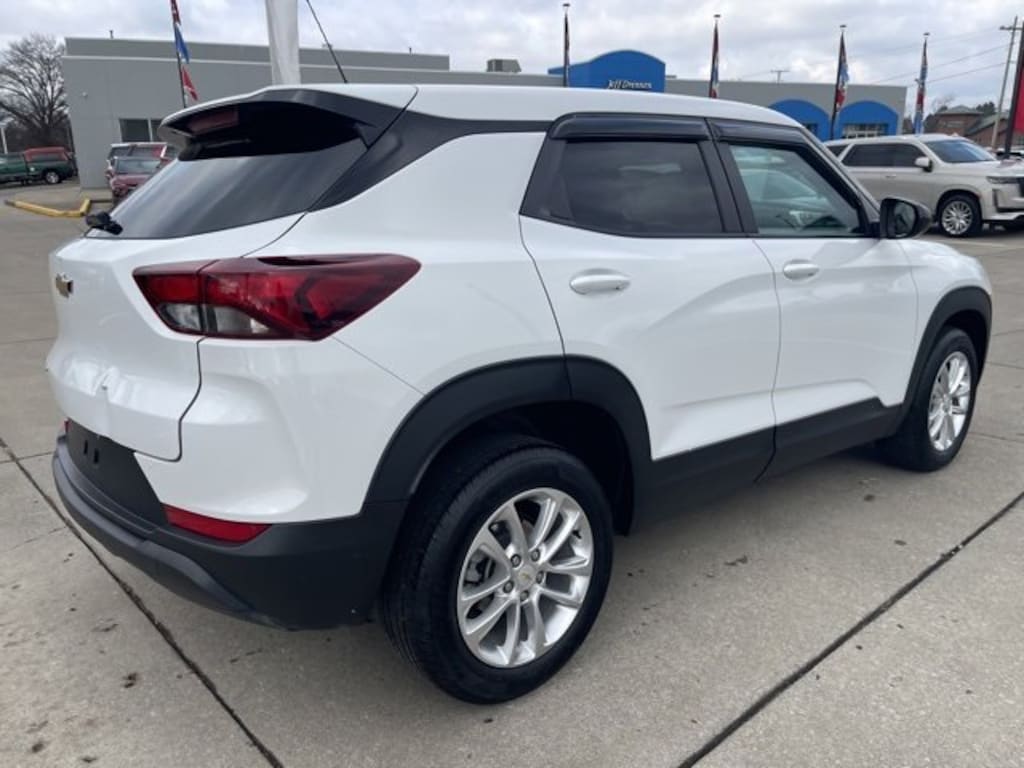 Used 2025 Chevrolet Trailblazer LS SUV