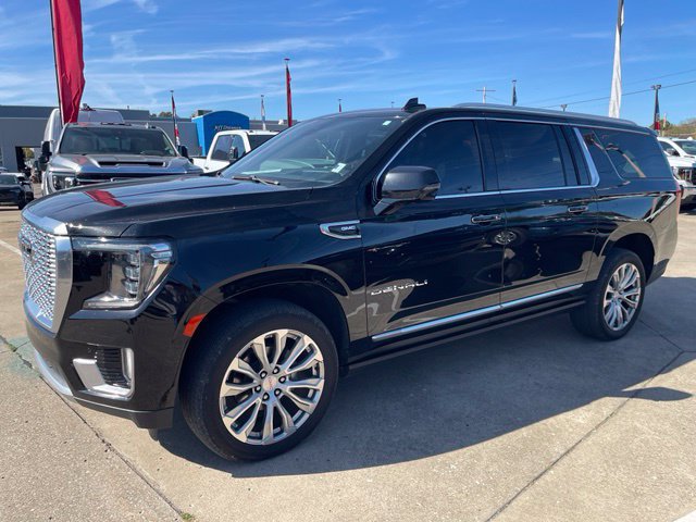 Used 2023 GMC Yukon XL Denali SUV