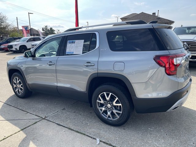 2023 Gmc Acadia SLT photo 4