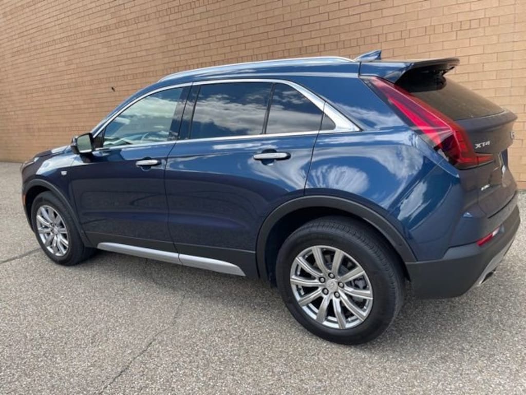 Used 2021 CADILLAC XT4 AWD Premium Luxury SUV