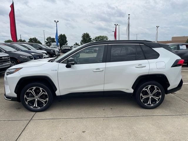 2024 Toyota RAV4 XSE - Photo 9