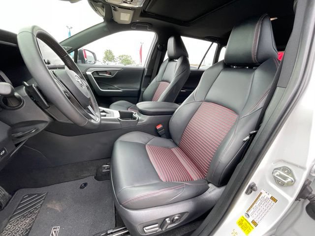 2024 Toyota RAV4 XSE - Photo 12