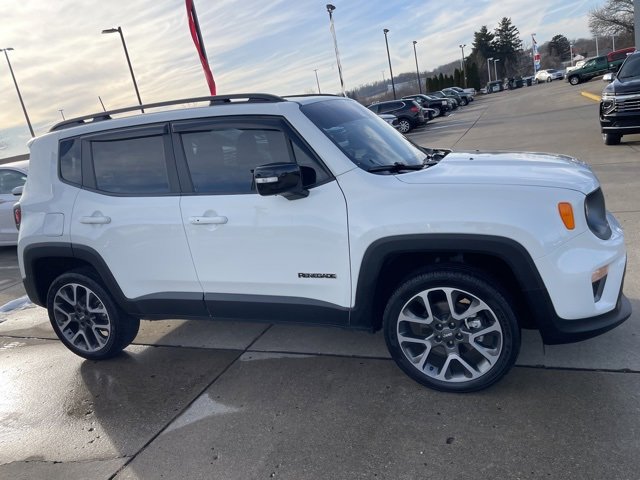 2022 Jeep Renegade Limited's photo