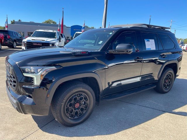 2023 Toyota Sequoia TRD Pro - Photo 2