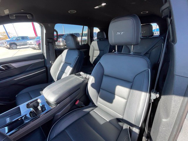 2026 Buick Enclave Sport Touring - Photo 16