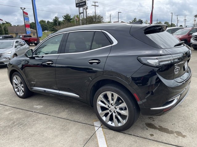 2023 Buick Envision Avenir photo 2
