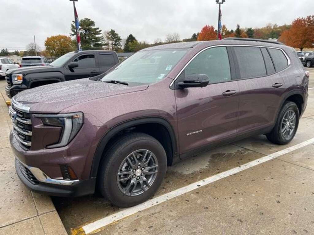 Used 2025 GMC Acadia Elevation SUV