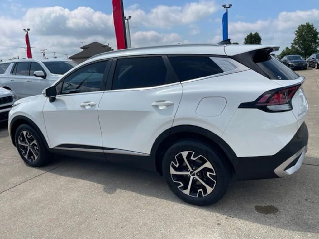Used 2023 Kia Sportage Hybrid EX SUV