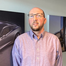Staff member Christopher Warren from ID_09d4d14932e3