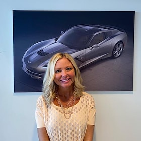 Staff member Mandi Robb from ID_b948e5c54e47