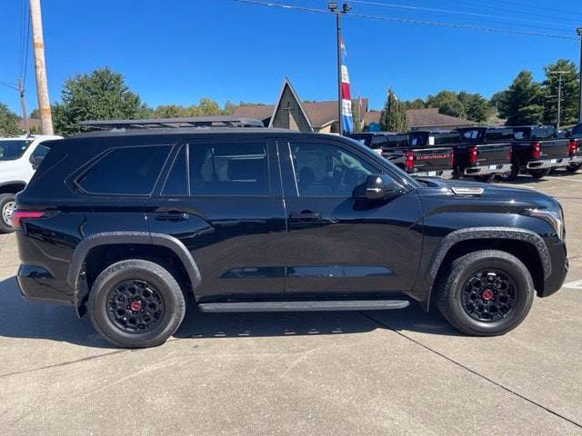 2023 Toyota Sequoia TRD Pro - Photo 8