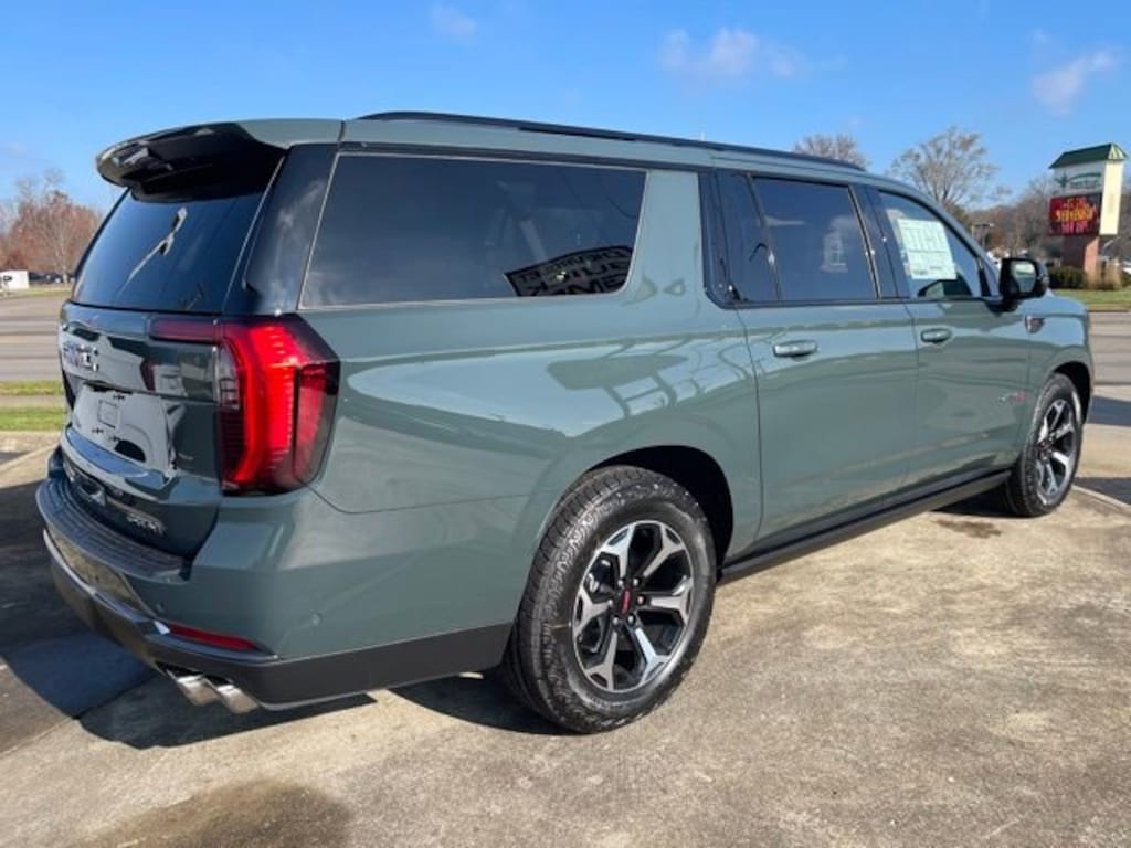 New 2026 GMC Yukon XL AT4 SUV