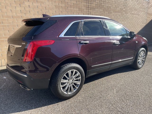 2018 Cadillac XT5 Luxury photo 3