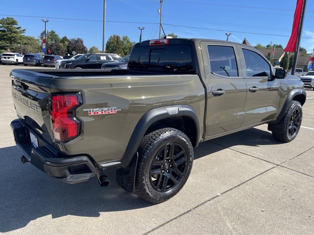 2024 Chevrolet Colorado Trail Boss photo 3