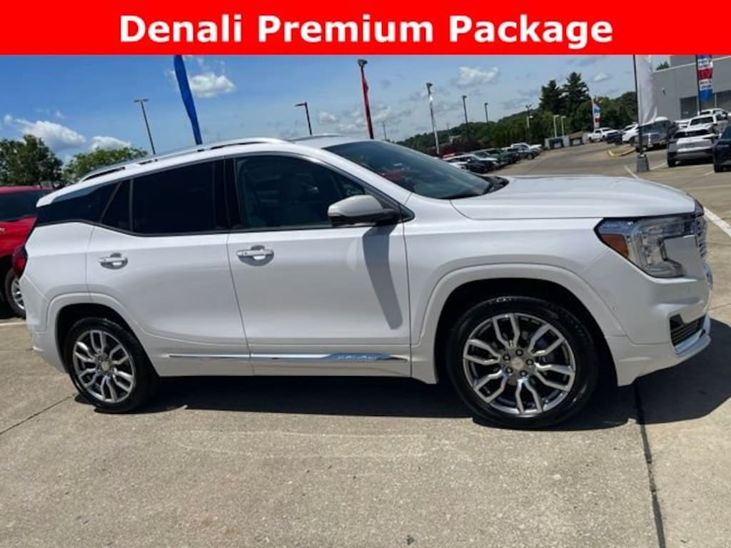 Used 2024 GMC Terrain Denali SUV