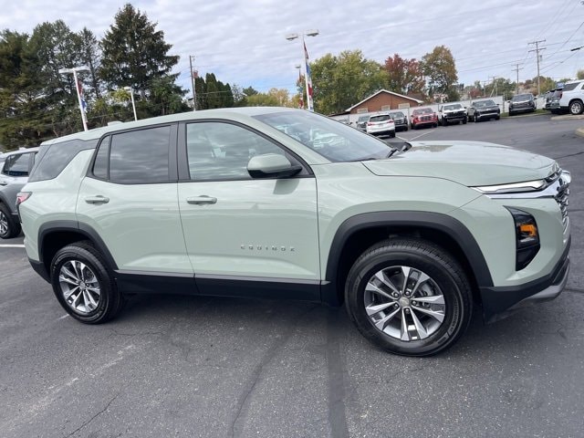 2026 Chevrolet Equinox LT's photo