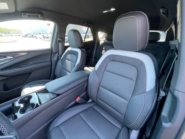 2026 Chevrolet Blazer EV LT - Photo 17