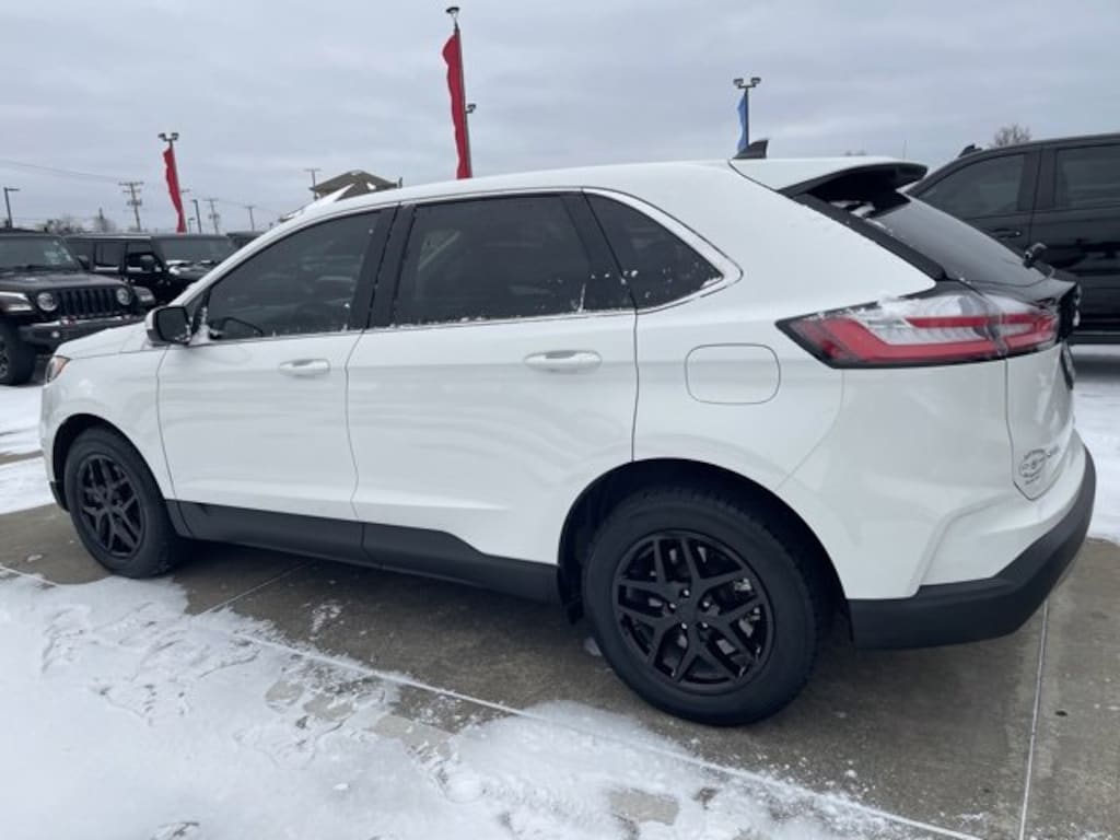 Used 2022 Ford Edge SEL SUV