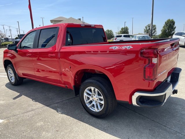 2026 Chevrolet Silverado 1500 LT photo 4