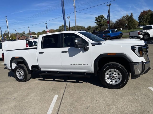 2026 GMC Sierra 2500HD Pro's photo