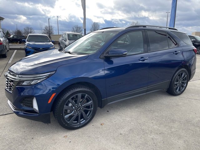 2022 Chevrolet Equinox RS photo 2