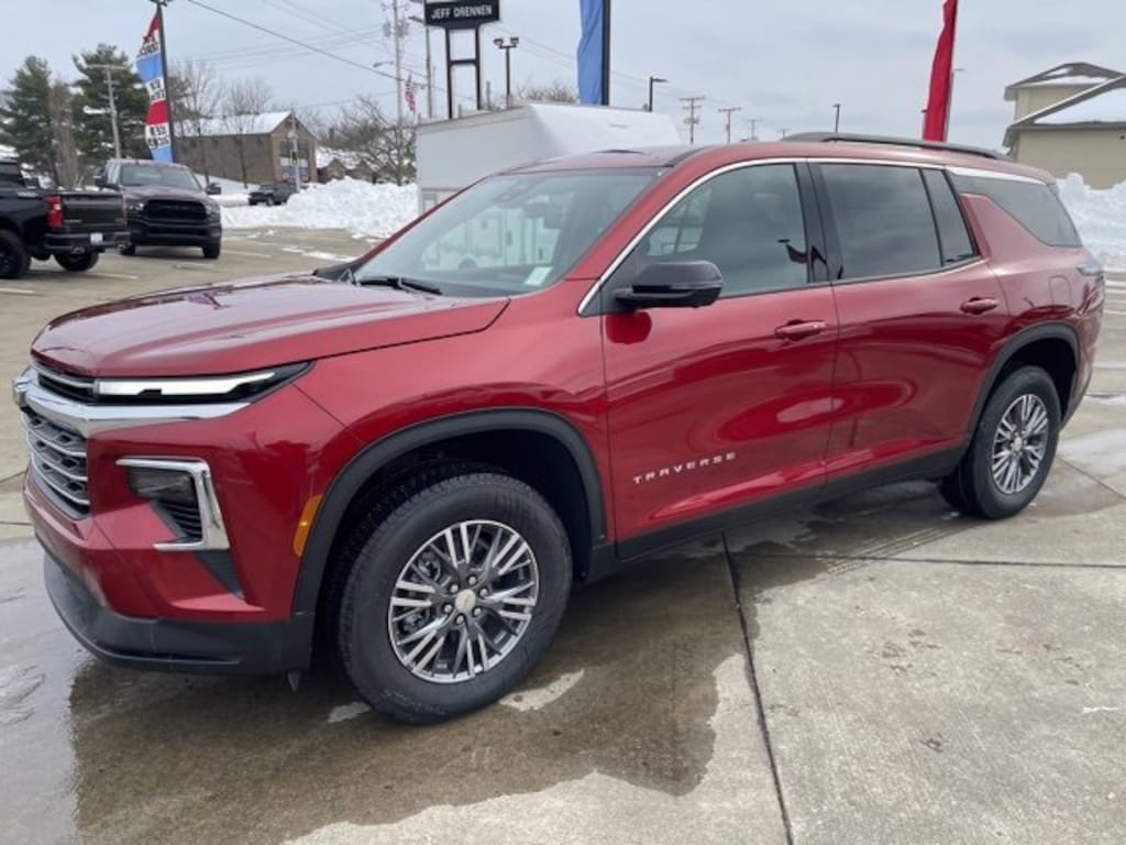 New 2026 Chevrolet Traverse LT SUV