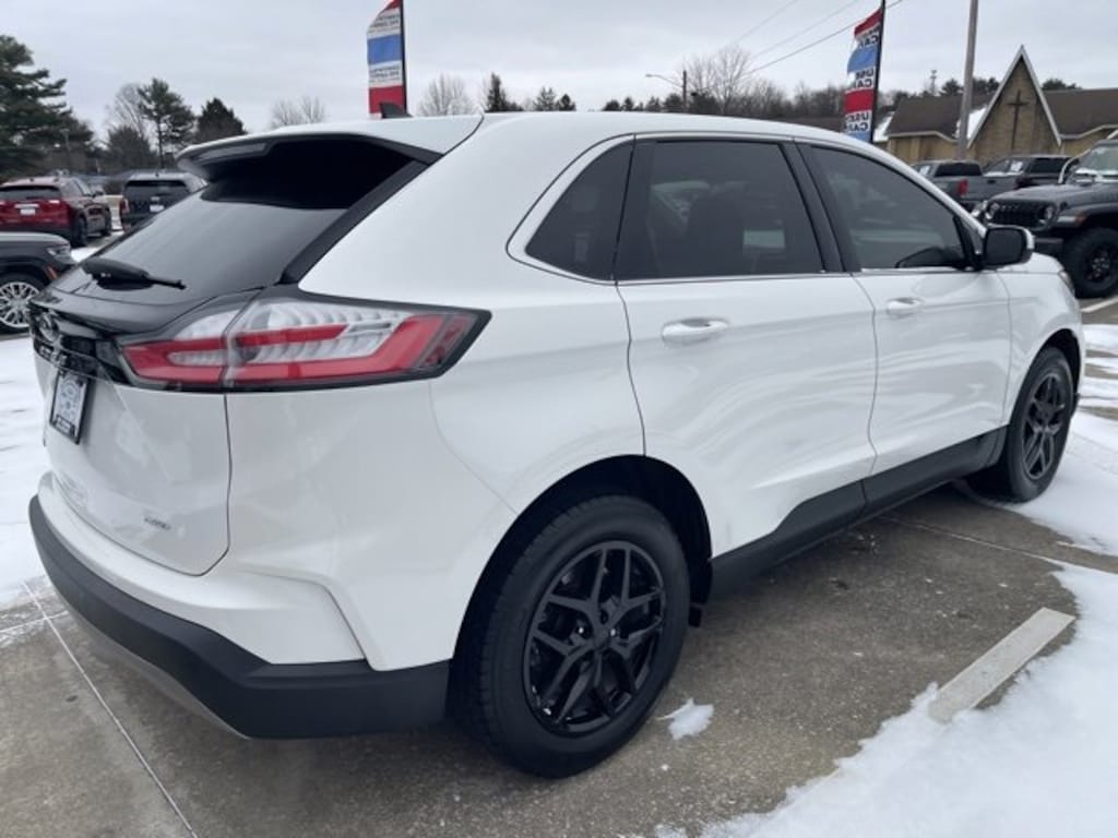 Used 2022 Ford Edge SEL SUV