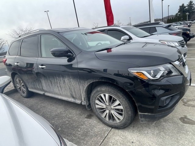 2019 Nissan Pathfinder S