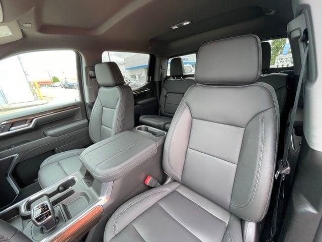 2025 Chevrolet Silverado 1500 RST - Photo 16