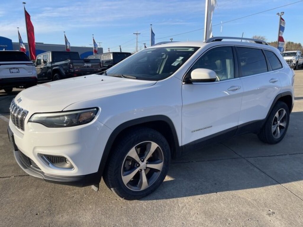 Used 2019 Jeep Cherokee Limited 4x4 SUV