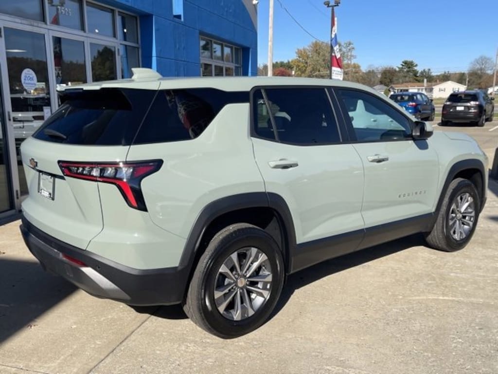 New 2026 Chevrolet Equinox LT SUV
