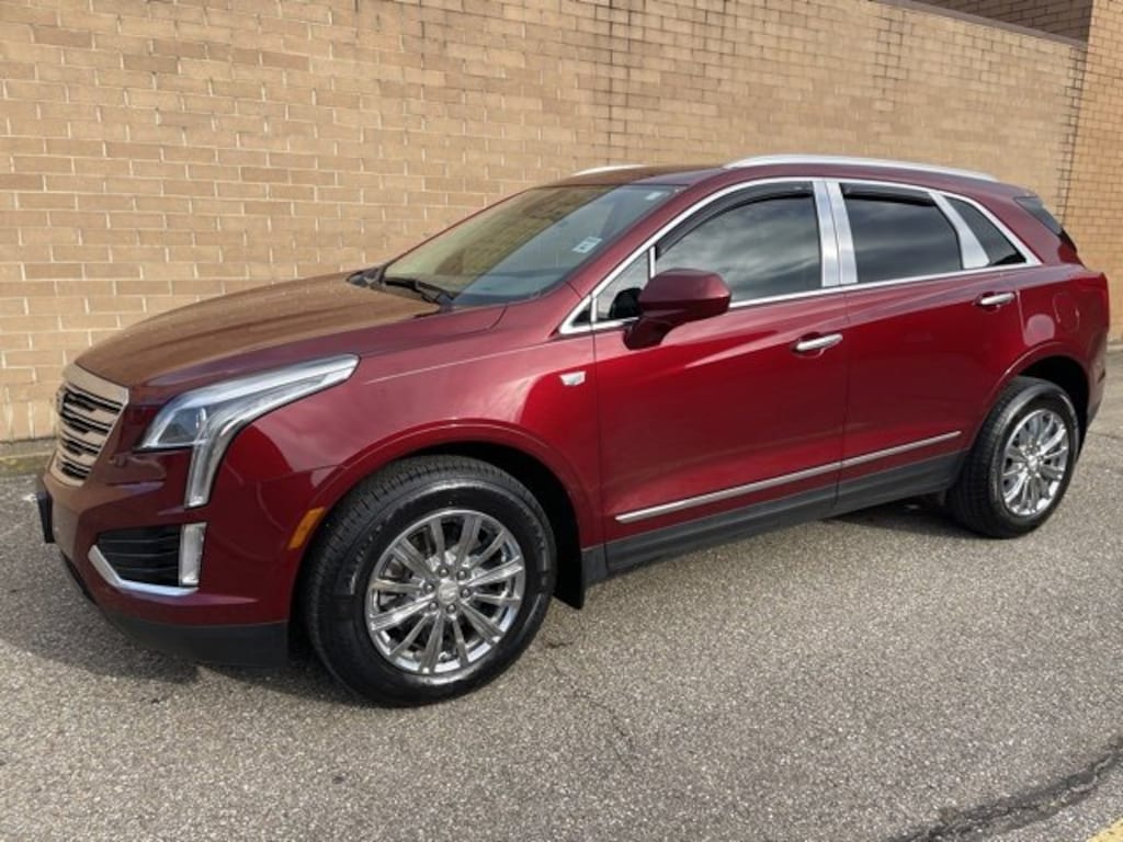 Used 2018 CADILLAC XT5 Luxury FWD SUV
