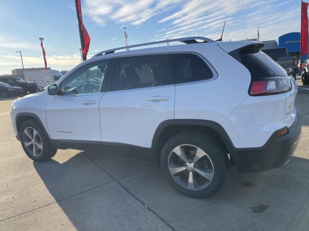 Used 2019 Jeep Cherokee Limited 4x4 SUV