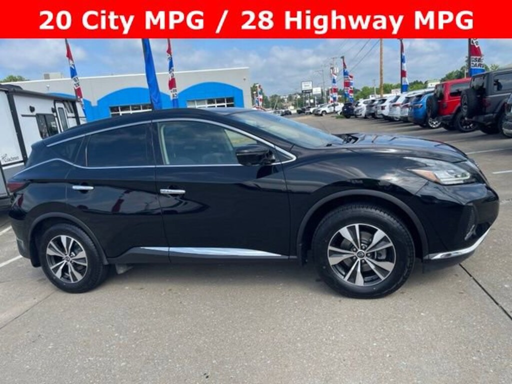 Used 2024 Nissan Murano SV