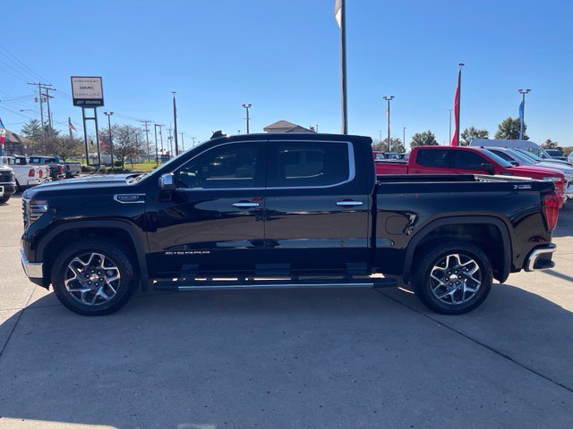 2025 GMC Sierra 1500 SLT - Photo 8