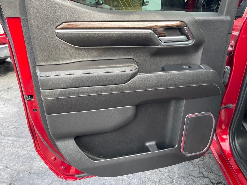 2023 Chevrolet Silverado 1500 LT - Photo 19