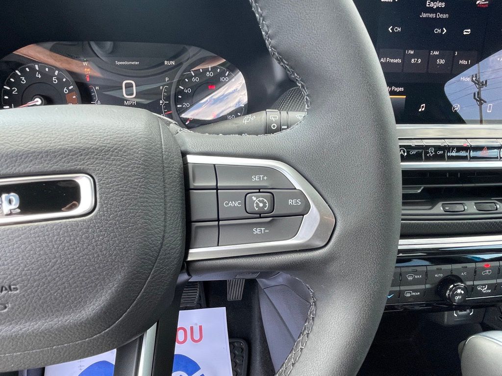2025 Jeep Compass Latitude - Photo 17