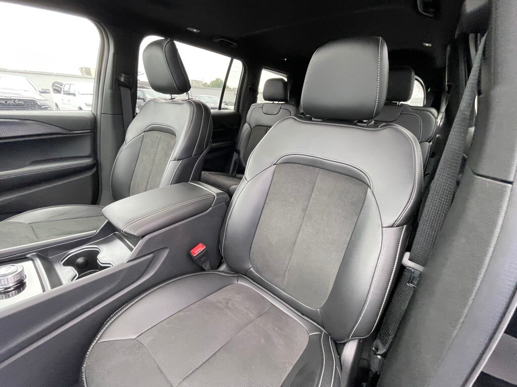 2025 Jeep Grand Cherokee L Altitude - Photo 18