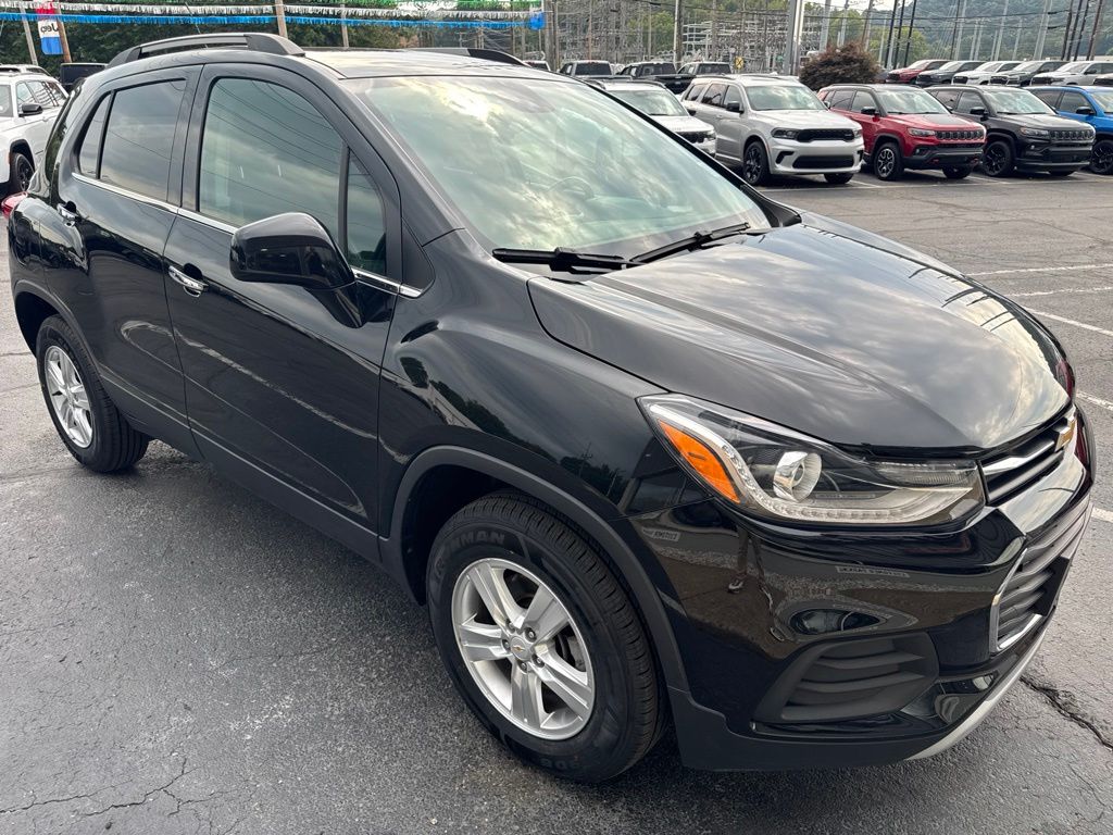 Used 2019 Chevrolet Trax LT with VIN KL7CJPSB6KB760584 for sale in Coshocton, OH