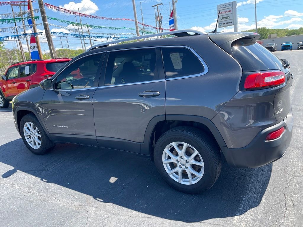 Used 2015 Jeep Cherokee Latitude SUV