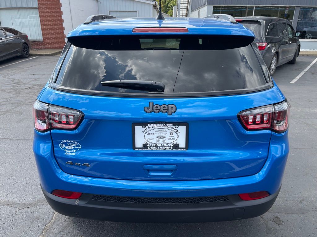 2025 Jeep Compass Latitude - Photo 6