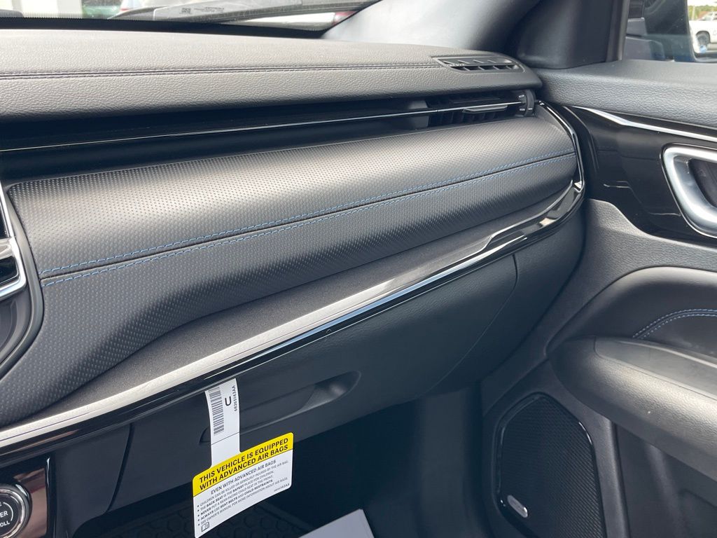 2025 Jeep Compass Latitude - Photo 25